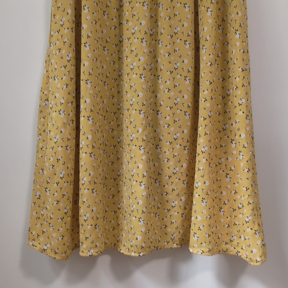 Max Studio Yellow Floral Short Ruffle Sleeve Smocked Sundress Boho LP - Picture 12 of 16